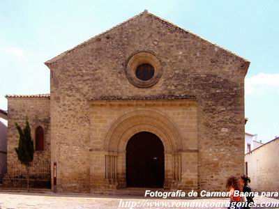 HASTIAL DE PONIENTE CON SU PORTADA TRASPLANTADA
